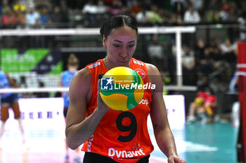 2024-03-14 - Alexa Gray ( Eczacibasi Dynavit Istanbul ) during Volleyball Champions League Women game between A. Carraro Imoco Conegliano and Eczacibasi Dynavit Istanbul at Palaverde in Villorba, Italy on  March 14, 2024 - A. CARRARO IMOCO CONEGLIANO VS ECZACIBASI DYNAVIT ISTANBUL - CHAMPIONS LEAGUE WOMEN - VOLLEYBALL