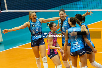 07/11/2024 - Happiness of Players of Numia VeroVolley Milano during CEV Champions League Women 2025 match between Numia VV Milano and FC Porto at Opiquad Arena, Monza, Italy on November 7, 2024	 - VERO VOLLEY MILANO VS FC PORTO - CHAMPIONS LEAGUE WOMEN - VOLLEY