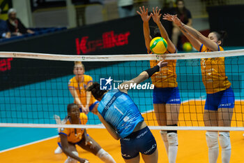 07/11/2024 - Helena Cazaute (Numia VeroVolley Milano) during CEV Champions League Women 2025 match between Numia VV Milano and FC Porto at Opiquad Arena, Monza, Italy on November 7, 2024	 - VERO VOLLEY MILANO VS FC PORTO - CHAMPIONS LEAGUE WOMEN - VOLLEY