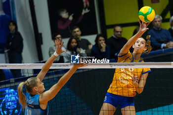 07/11/2024 - Victoria Pinto (FC Porto) during CEV Champions League Women 2025 match between Numia VV Milano and FC Porto at Opiquad Arena, Monza, Italy on November 7, 2024	 - VERO VOLLEY MILANO VS FC PORTO - CHAMPIONS LEAGUE WOMEN - VOLLEY