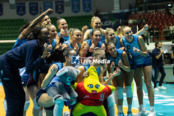 07/11/2024 - Happiness of Players of Numia VeroVolley Milano during CEV Champions League Women 2025 match between Numia VV Milano and FC Porto at Opiquad Arena, Monza, Italy on November 7, 2024	 - VERO VOLLEY MILANO VS FC PORTO - CHAMPIONS LEAGUE WOMEN - VOLLEY