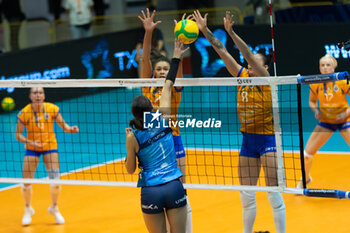 07/11/2024 - Helena Cazaute (Numia VeroVolley Milano) during CEV Champions League Women 2025 match between Numia VV Milano and FC Porto at Opiquad Arena, Monza, Italy on November 7, 2024	 - VERO VOLLEY MILANO VS FC PORTO - CHAMPIONS LEAGUE WOMEN - VOLLEY