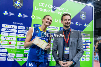 06/11/2024 - Indy Baijens (Savino Del Bene Scandicci) MVP - SAVINO DEL BENE SCANDICCI VS CSO VOLUNTARI 2005 - CHAMPIONS LEAGUE WOMEN - VOLLEY