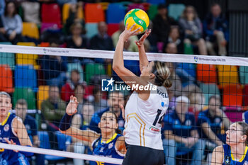 06/11/2024 - KAPELOVIES Alexandra Alice (C.S.O. VOLUNTARI 2005) - SAVINO DEL BENE SCANDICCI VS CSO VOLUNTARI 2005 - CHAMPIONS LEAGUE WOMEN - VOLLEY