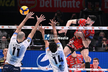 2024-01-28 - Attack of Sebastian Sole ( Sir Susa Vim Perugia ) - SIR SUSA VIM PERUGIA VS MINT VERO VOLLEY MONZA - ITALIAN CUP - VOLLEYBALL