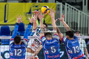 2024-11-20 - Spike by Daniele Lavia - Itas Trentino - ITAS TRENTINO VS CS ARCADA GALATI - CEV EUROVOLLEY MEN - VOLLEYBALL