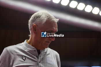 2024-09-08 - Gianni Caprara Head Coach of UYBA E-Work Volley Busto Arsizio looks on during Volley 2024/25 UYBA CUP at E-Work Arena - UYBA VOLLEY BUSTO ARSIZIO - RITRATTI - EVENTS - VOLLEYBALL