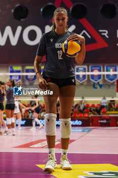 2024-09-08 - Giorgia Frosini #12 of UYBA E-Work Volley Busto Arsizio seen in action during Volley 2024/25 UYBA CUP at E-Work Arena - UYBA VOLLEY BUSTO ARSIZIO - RITRATTI - EVENTS - VOLLEYBALL