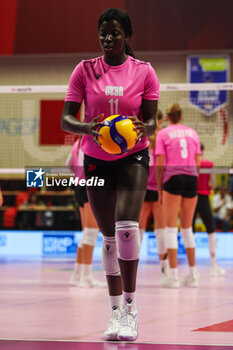 2024-09-08 - Josephine Obossa #11 of UYBA E-Work Volley Busto Arsizio seen in action during Volley 2024/25 UYBA CUP at E-Work Arena - UYBA VOLLEY BUSTO ARSIZIO - RITRATTI - EVENTS - VOLLEYBALL