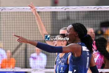 2024-09-20 - Actions of the game and players' images during the match between Vero Volley Milano and Savino Del Bene Scandicci match at Courmayeur Sport Center - 20th September 2024, during the Courmayeur Cup 24 - COURMAYEUR CUP - VERO VOLLEY MILANO VS SAVINO DEL BENE SCANDICCI - EVENTS - VOLLEYBALL