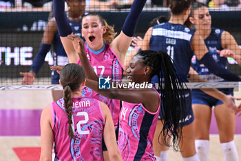 2024-09-20 - Actions of the game and players' images during the match between Vero Volley Milano and Savino Del Bene Scandicci match at Courmayeur Sport Center - 20th September 2024, during the Courmayeur Cup 24 - COURMAYEUR CUP - VERO VOLLEY MILANO VS SAVINO DEL BENE SCANDICCI - EVENTS - VOLLEYBALL