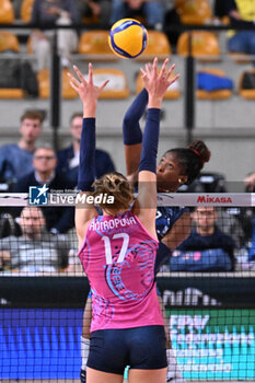 2024-09-20 - Actions of the game and players' images during the match between Vero Volley Milano and Savino Del Bene Scandicci match at Courmayeur Sport Center - 20th September 2024, during the Courmayeur Cup 24 - COURMAYEUR CUP - VERO VOLLEY MILANO VS SAVINO DEL BENE SCANDICCI - EVENTS - VOLLEYBALL