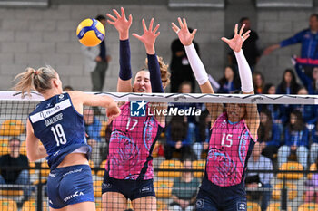 2024-09-20 - Actions of the game and players' images during the match between Vero Volley Milano and Savino Del Bene Scandicci match at Courmayeur Sport Center - 20th September 2024, during the Courmayeur Cup 24 - COURMAYEUR CUP - VERO VOLLEY MILANO VS SAVINO DEL BENE SCANDICCI - EVENTS - VOLLEYBALL