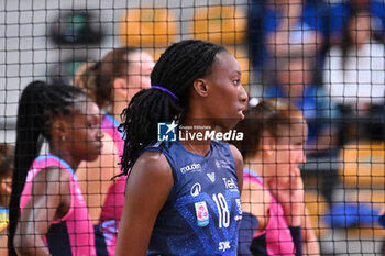 2024-09-20 - Actions of the game and players' images during the match between Vero Volley Milano and Savino Del Bene Scandicci match at Courmayeur Sport Center - 20th September 2024, during the Courmayeur Cup 24 - COURMAYEUR CUP - VERO VOLLEY MILANO VS SAVINO DEL BENE SCANDICCI - EVENTS - VOLLEYBALL