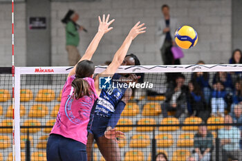 2024-09-20 - Actions of the game and players' images during the match between Vero Volley Milano and Savino Del Bene Scandicci match at Courmayeur Sport Center - 20th September 2024, during the Courmayeur Cup 24 - COURMAYEUR CUP - VERO VOLLEY MILANO VS SAVINO DEL BENE SCANDICCI - EVENTS - VOLLEYBALL