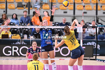 2024-09-20 - Spike of CRISTINA CHIRICHELLA ( Imoco Conegliano ) during the match between Prosecco Doc Imoco Conegliano – Igor Gorgonzola Novara match at Courmayeur Sport Center - 20th September 2024, during the Courmayeur Cup 24 - COURMAYEUR CUP - PROSECCO DOC IMOCO CONEGLIANO VS IGOR GORGONZOLA NOVARA - EVENTS - VOLLEYBALL