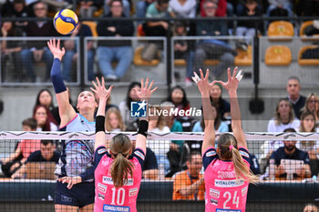 2024-09-21 - Actions of the game and players' images during the match between Savino Del Bene Scandicci and Igor Gorgonzola Novara match at Courmayeur Sport Center - 21th September 2024, during the Courmayeur Cup 24 - COURMAYEUR CUP - FINALE 3° POSTO - IGOR GORGONZOLA NOVARA VS SAVINO DEL BENE SCANDICCI - EVENTS - VOLLEYBALL