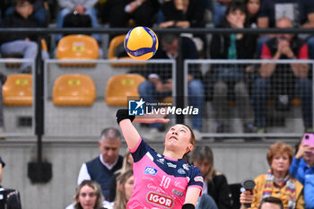 2024-09-21 - Actions of the game and players' images during the match between Savino Del Bene Scandicci and Igor Gorgonzola Novara match at Courmayeur Sport Center - 21th September 2024, during the Courmayeur Cup 24 - COURMAYEUR CUP - FINALE 3° POSTO - IGOR GORGONZOLA NOVARA VS SAVINO DEL BENE SCANDICCI - EVENTS - VOLLEYBALL