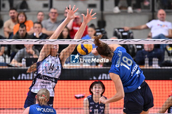 2024-09-21 - Actions of the game and players' images during the match between Numia Vero Volley Milano and Prosecco Doc Imoco Conegliano match at Courmayeur Sport Center - 21th September 2024, during the Courmayeur Cup 24 - COURMAYEUR CUP - FINALE 1° POSTO - PROSECCO DOC IMOCO CONEGLIANO VS VERO VOLLEY MILANO - EVENTS - VOLLEYBALL