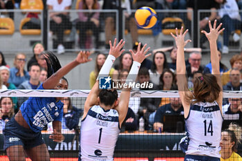 2024-09-21 - Actions of the game and players' images during the match between Numia Vero Volley Milano and Prosecco Doc Imoco Conegliano match at Courmayeur Sport Center - 21th September 2024, during the Courmayeur Cup 24 - COURMAYEUR CUP - FINALE 1° POSTO - PROSECCO DOC IMOCO CONEGLIANO VS VERO VOLLEY MILANO - EVENTS - VOLLEYBALL