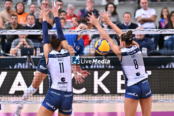 2024-09-21 - Actions of the game and players' images during the match between Numia Vero Volley Milano and Prosecco Doc Imoco Conegliano match at Courmayeur Sport Center - 21th September 2024, during the Courmayeur Cup 24 - COURMAYEUR CUP - FINALE 1° POSTO - PROSECCO DOC IMOCO CONEGLIANO VS VERO VOLLEY MILANO - EVENTS - VOLLEYBALL