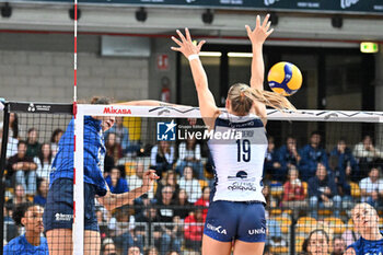 2024-09-21 - Actions of the game and players' images during the match between Numia Vero Volley Milano and Prosecco Doc Imoco Conegliano match at Courmayeur Sport Center - 21th September 2024, during the Courmayeur Cup 24 - COURMAYEUR CUP - FINALE 1° POSTO - PROSECCO DOC IMOCO CONEGLIANO VS VERO VOLLEY MILANO - EVENTS - VOLLEYBALL