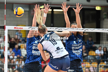 2024-09-21 - Actions of the game and players' images during the match between Numia Vero Volley Milano and Prosecco Doc Imoco Conegliano match at Courmayeur Sport Center - 21th September 2024, during the Courmayeur Cup 24 - COURMAYEUR CUP - FINALE 1° POSTO - PROSECCO DOC IMOCO CONEGLIANO VS VERO VOLLEY MILANO - EVENTS - VOLLEYBALL