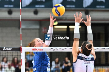 2024-09-21 - Actions of the game and players' images during the match between Numia Vero Volley Milano and Prosecco Doc Imoco Conegliano match at Courmayeur Sport Center - 21th September 2024, during the Courmayeur Cup 24 - COURMAYEUR CUP - FINALE 1° POSTO - PROSECCO DOC IMOCO CONEGLIANO VS VERO VOLLEY MILANO - EVENTS - VOLLEYBALL