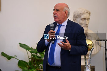 2024-09-16 - Luciano Cecchi during the press conference to present the WEVZA Cup 2024, 16 September 2024 at the Sala della Protomoteca, Piazza del Campidoglio, Rome, Italy. - WEVZA CUP WOMEN - PRESS CONFERENCE - EVENTS - VOLLEYBALL