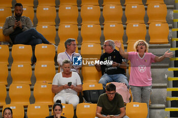 2024-09-19 - Supporters during the day 2 of the CEV Volleyball Challenge Cup 2025 Women - Prequalification Round WEVZA CUP between CV Kiele SOCUELLAMOS and CD Heidelberg LAS PALMAS at the Palazzetto dello Sport on September 19, 2024 in Rome, Italy. - WEVZA CUP WOMEN - CV KIELE SOCUELLAMOS VS CD HEIDELBERG WOLSWAGEN LAS PALMAS - INTERNATIONALS - VOLLEYBALL