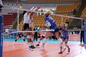 2024-09-18 - Ciara Debell of Beziers Volley, Paulina Majkowska of Beziers Volley, Lola Hernandez Van Den Bosch of CD Heidelberg Volkswagen during the Volleyball WEVZA CUP Women between Bezier VB and Heidelberg Volkswagen on 18 sept 2024 at the Palazzetto dello Sport in Rome. - VOLLEYBALL WEVZA CUP WOMEN - INTERNATIONALS - VOLLEYBALL