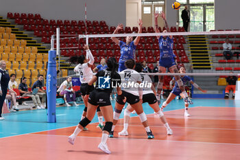 2024-09-18 - Gisel Medina Chacoa of CD Heidelberg, Claudia Hernandez Figueroa of CD Heidelberg Volkswagen, Camila Hiruela Tapia of CD Heidelberg Volkswagen, Patricia Aranda Munoz of CD Heidelberg Volkswagen, Karin Sunderlikova of Beziers Volley and Marissa Stockman of Beziers Volley during the Volleyball WEVZA CUP Women between Bezier VB and Heidelberg Volkswagen on 18 sept 2024 at the Palazzetto dello Sport in Rome. - VOLLEYBALL WEVZA CUP WOMEN - INTERNATIONALS - VOLLEYBALL