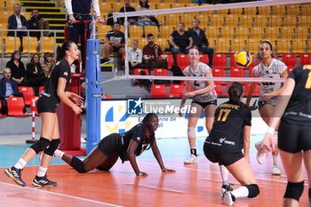 2024-09-18 - Michela Ciarrocchi of Roma Volley Club, Aana Enioola Adelusi of Roma Volley Club, Slađana Mirkovic of Roma Volley Club during the Volleyball WEVZA CUP Women between Roma Volley Club and Terville Florange OC on 18 sept 2024 at the Palazzetto dello Sport in Rome. - VOLLEYBALL WEVZA CUP WOMEN - INTERNATIONALS - VOLLEYBALL