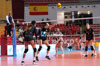 2024-09-18 - Michela Ciarrocchi of Roma Volley Club, Wilma Salas of Roma Volley Club, Slađana Mirkovic of Roma Volley Club during the Volleyball WEVZA CUP Women between Roma Volley Club and Terville Florange OC on 18 sept 2024 at the Palazzetto dello Sport in Rome. - VOLLEYBALL WEVZA CUP WOMEN - INTERNATIONALS - VOLLEYBALL