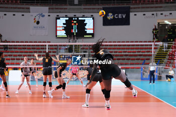 2024-09-18 - Aana Enioola Adelusi of Roma Volley Club during the Volleyball WEVZA CUP Women between Roma Volley Club and Terville Florange OC on 18 sept 2024 at the Palazzetto dello Sport in Rome. - VOLLEYBALL WEVZA CUP WOMEN - INTERNATIONALS - VOLLEYBALL