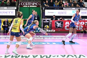2024-01-07 - Bagger of Kathryn Plummer ( Prosecco DOC Imoco Conegliano ) - PROSECCO DOC IMOCO CONEGLIANO VS CUNEO GRANDA VOLLEY - SERIE A1 WOMEN - VOLLEYBALL