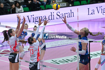 2024-01-07 - Lob of Kathryn Plummer ( Prosecco DOC Imoco Conegliano ) - PROSECCO DOC IMOCO CONEGLIANO VS CUNEO GRANDA VOLLEY - SERIE A1 WOMEN - VOLLEYBALL