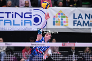 2024-01-14 - Serve of Isabelle Haak ( Prosecco Doc Imoco Conegliano ) - PROSECCO DOC IMOCO CONEGLIANO VS REALE MUTUA FENERA CHIERI 76 - SERIE A1 WOMEN - VOLLEYBALL