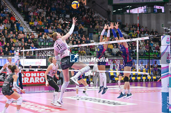 2024-01-27 - Lob of Isabelle Haak ( Prosecco Doc Imoco Conegliano - PROSECCO DOC IMOCO CONEGLIANO VS SAVINO DEL BENE SCANDICCI - SERIE A1 WOMEN - VOLLEYBALL