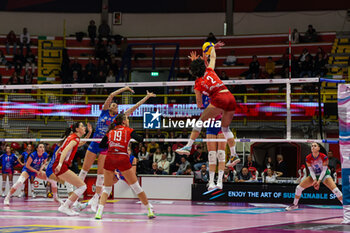 2024-01-28 - Martina Bracchi #2 of UYBA E-Work Volley Busto Arsizio seen in action during Volley Serie A women 2023/24 match between UYBA E-Work Volley Busto Arsizio and Wash4green Pinerolo at E-Work Arena, Busto Arsizio, Italy on January 28, 2024 - UYBA VOLLEY BUSTO ARSIZIO VS WASH4GREEN PINEROLO - SERIE A1 WOMEN - VOLLEYBALL