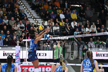 2024-02-25 - Khalia Lanier ( Prosecco Doc Imoco Conegliano ) during VolleyBall Serie A1 Women game between Prosecco Doc Imoco Conegliano and Volley Bergamo 1991 at Palaverde in Villorba, Italy on   February 25, 2024 - PROSECCO DOC IMOCO CONEGLIANO VS VOLLEY BERGAMO 1991 - SERIE A1 WOMEN - VOLLEYBALL