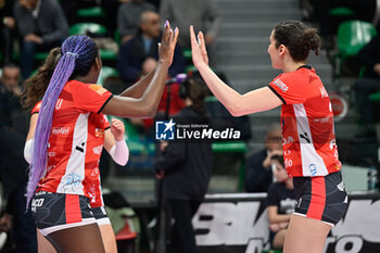 2024-03-03 - Terry Ruth
Enweonwu (Cuneo) and Beatrice
Molinaro (Cuneo) - CUNEO GRANDA VOLLEY VS UYBA VOLLEY BUSTO ARSIZIO - SERIE A1 WOMEN - VOLLEYBALL