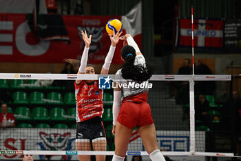 2024-03-03 - Lena
Stigrot (Cuneo) - Skylar
Fields (Busto) - CUNEO GRANDA VOLLEY VS UYBA VOLLEY BUSTO ARSIZIO - SERIE A1 WOMEN - VOLLEYBALL