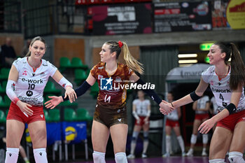 2024-03-03 - Jennifer
Boldini (Busto) - Giorgia
Zannoni (Busto)
 - Rebecca
Piva (Busto) - CUNEO GRANDA VOLLEY VS UYBA VOLLEY BUSTO ARSIZIO - SERIE A1 WOMEN - VOLLEYBALL