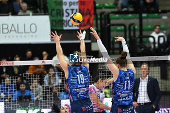 2024-03-06 - Sarah Fahr and Isabelle Haak ( Prosecco Doc Imoco Conegliano ) during VolleyBall Serie A1 Women game between Prosecco Doc Imoco Conegliano and Igor Gorgonzola Novara at Palaverde in Villorba, Italy on  March 6, 2024 - PROSECCO DOC IMOCO CONEGLIANO VS IGOR GORGONZOLA NOVARA - SERIE A1 WOMEN - VOLLEYBALL