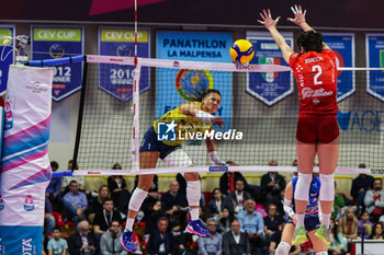 2024-03-24 - Vittoria Piani #1 of Prosecco Doc Imoco Conegliano seen in action during Volley Serie A women 2023/24 match between UYBA E-Work Volley Busto Arsizio and Prosecco Doc Imoco Conegliano at E-Work Arena, Busto Arsizio, Italy on March 24, 2024 - UYBA VOLLEY BUSTO ARSIZIO VS PROSECCO DOC IMOCO CONEGLIANO - SERIE A1 WOMEN - VOLLEYBALL