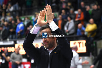 2024-03-27 - Daniele Santarelli, head coach of Prosecco Doc Imoco Conegliano, during the Volleyball Playoff Serie A1 Tigota 2023/2024 game between Prosecco Doc Imoco Conegliano vs Aeroitalia Smi Roma at Palaverde in Villorba, Italy on  March 14, 2024 -  PLAYOFF - PROSECCO DOC IMOCO CONEGLIANO VS AEROITALIA SMI ROMA - SERIE A1 WOMEN - VOLLEYBALL
