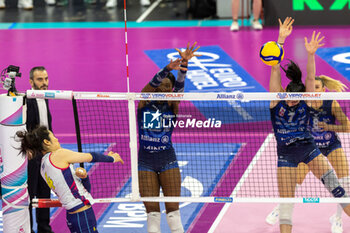 2024-04-10 - Monster block of Raphaela Folie (Allianz VV Milano) during the Playoff Semifinal game2 Serie A1 Women's Volleyball Championship between Allianz Vero Volley Milano vs Savino Del Bene Scandicci at Allianz Cloud, Milano, Italy on April 10, 2024 - PLAYOFF - ALLIANZ VERO VOLLEY MILANO VS SAVINO DEL BENE SCANDICCI - SERIE A1 WOMEN - VOLLEYBALL