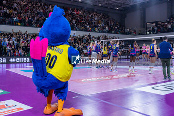 2024-04-06 - Savino Del Bene Scandicci players celebrate the match winning - PLAYOFF - SAVINO DEL BENE SCANDICCI VS ALLIANZ VERO VOLLEY MILANO - SERIE A1 WOMEN - VOLLEYBALL