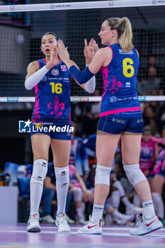 2024-04-06 - Ana Carolina da Silva (Savino Del Bene Scandicci) and Lindsey Ruddins (Savino Del Bene Scandicci) - PLAYOFF - SAVINO DEL BENE SCANDICCI VS ALLIANZ VERO VOLLEY MILANO - SERIE A1 WOMEN - VOLLEYBALL